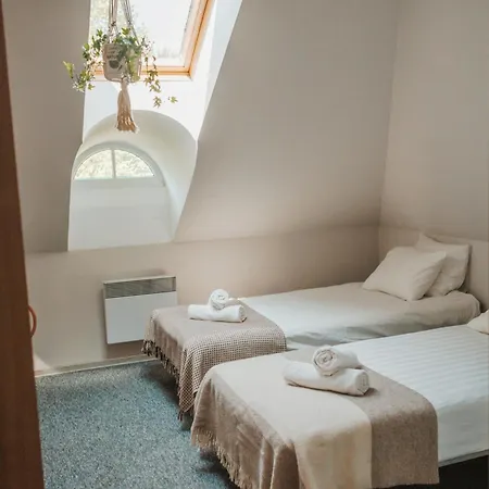 Villa14 - Noisy Youth Hostel
