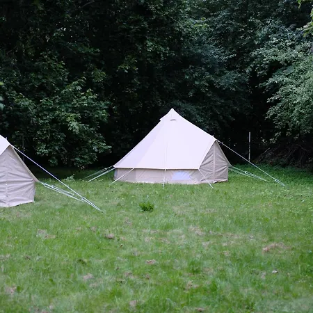 Villa14 - Noisy Party Vandrarhem *