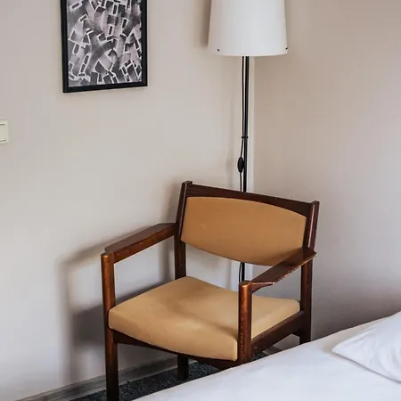 Vandrarhem Villa14 - Noisy Party Pärnu